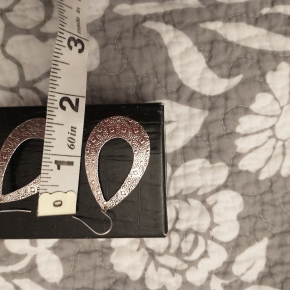 Silver earrings - Picture 3 of 4